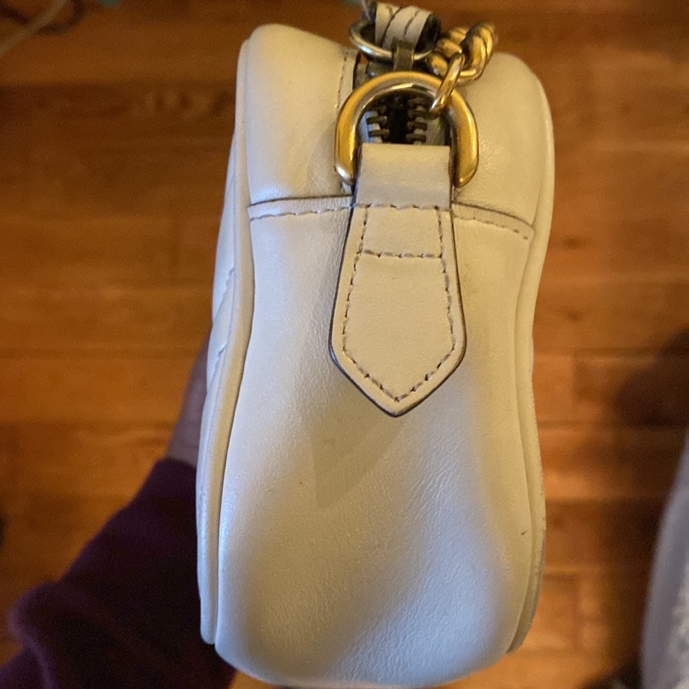 Gucci Crossbody - Picture 7 of 8